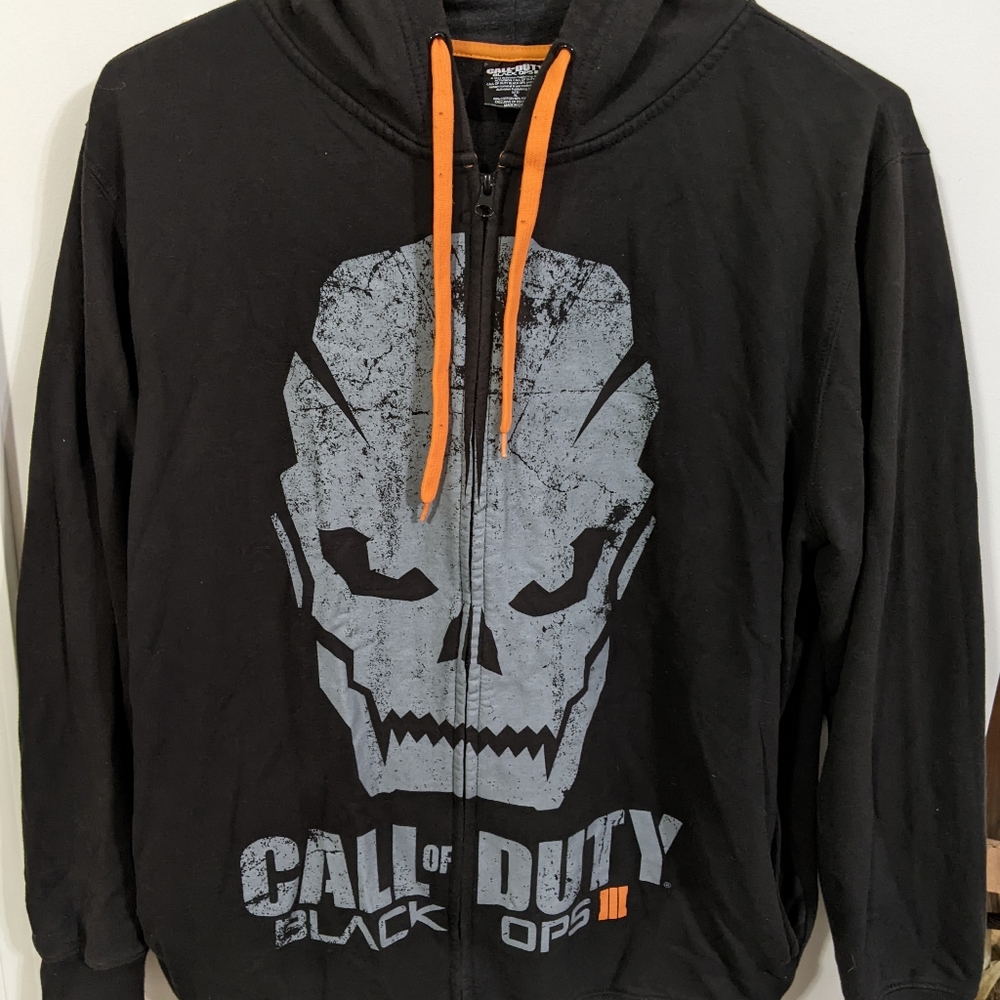 Men's Sweatshirt.